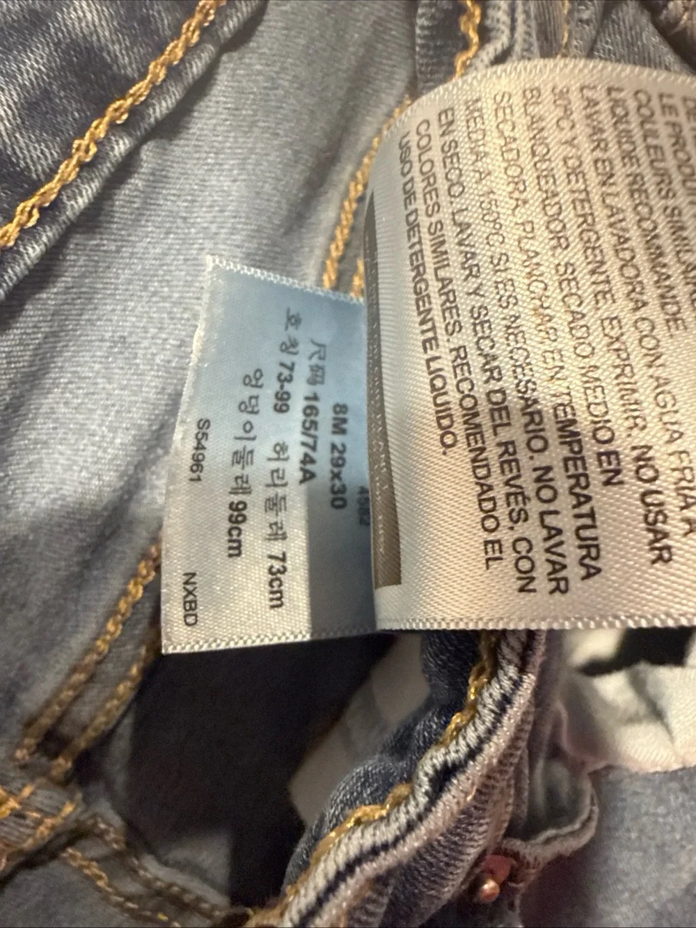 Denizen from Levi's Women’s High-Rise Slim Jeans - Medium Blue 29x30